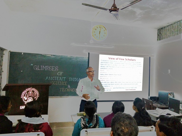 Prof. D.P. Mishra, IIT, Kanpur , delivering an extramural lecture