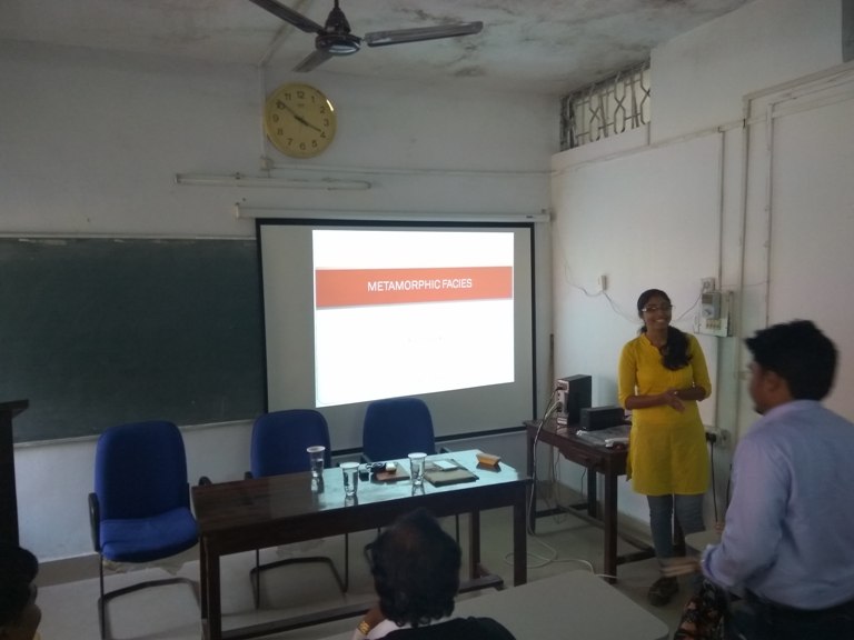 Dr. Priya Pachauri, Geologist, GSI, delivering an extramural lecture